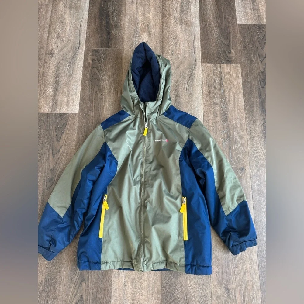 Swiss Tech Kids' Green and Blue jacket with Hood, double zipper, boys size L